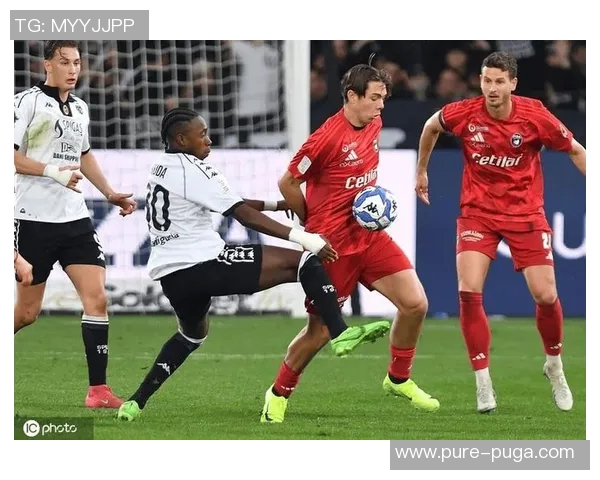 斯佩齐亚迎来惨败,替补阵容表现成焦点——从1_4大败看球队未来转变 斯佩齐亚迎来惨败,替补阵容表现成焦点——从1_4大败看球队未来转变