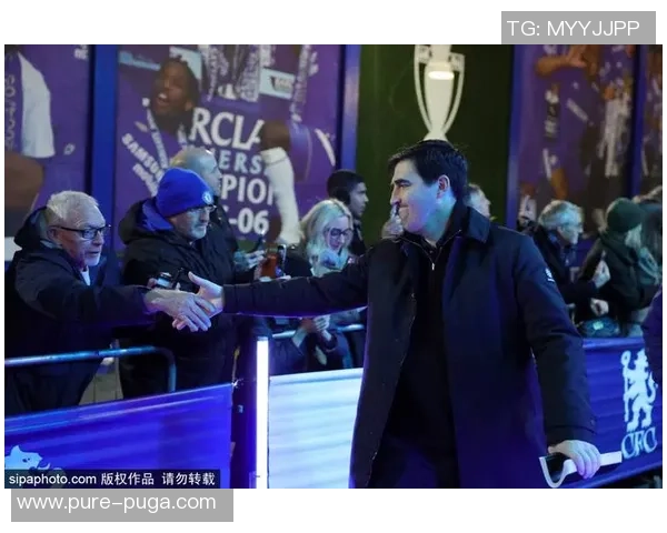 斯特拉斯堡的英伦风暴:加里·奥尼尔,能否在法甲边境书写“保级大师”的新神话? 斯特拉斯堡的英伦风暴:加里·奥尼尔,能否在法甲边境书写“保级大师”的新神话?